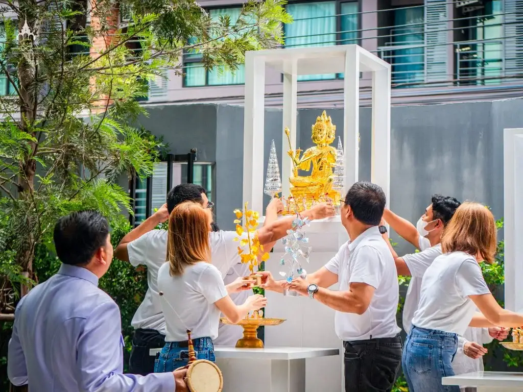 รับจัดเครื่องบวงสรวง ราคาเท่าไร เลือกแบบไหนดี